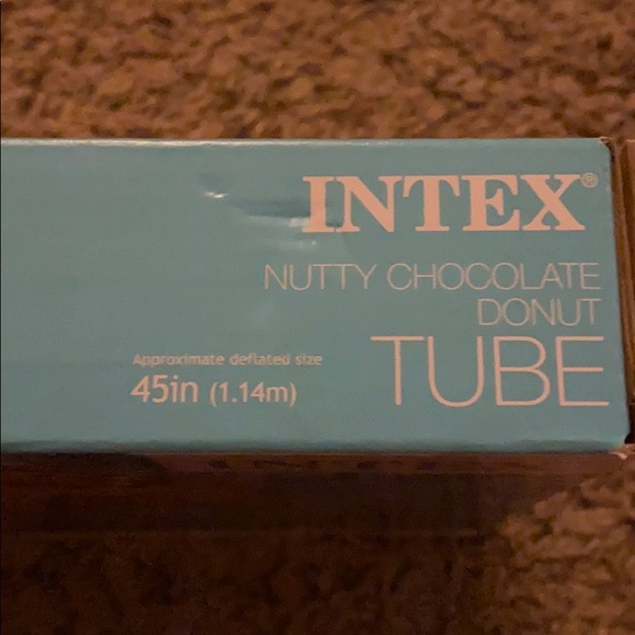 Donut pool float - Picture 3 of 3